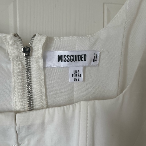 MISSGUIDED White Puff-Sleeve Blouse - Picture 2 of 10